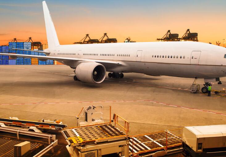 丝织品可以采用哪种航空货物运方式：航空快递或集中托运